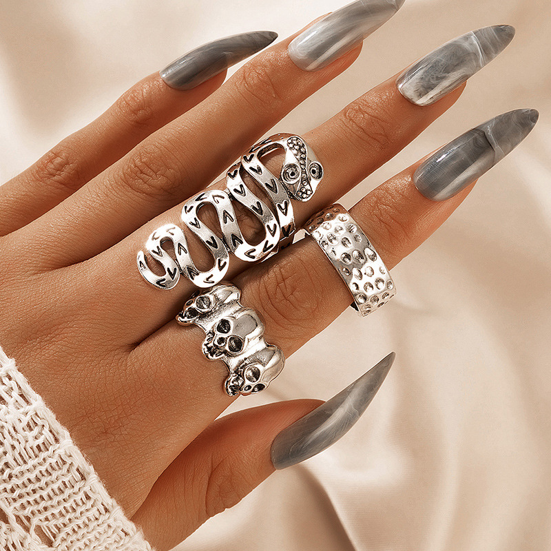 Geometric Irregular Alloy Snake-shaped Distressed Ring Three-piece Set display picture 2