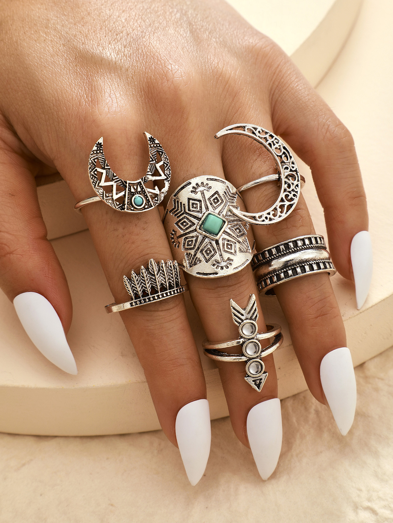 Retro Totem Leaf Moon Arrow Hollow Horn Ring 6-piece Set display picture 1