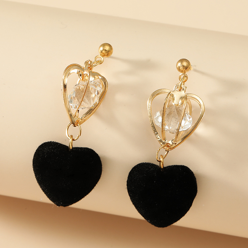 Fashion Original Hollow Crown Inlaid Zircon Suede Heart Shaped Eardrops display picture 4
