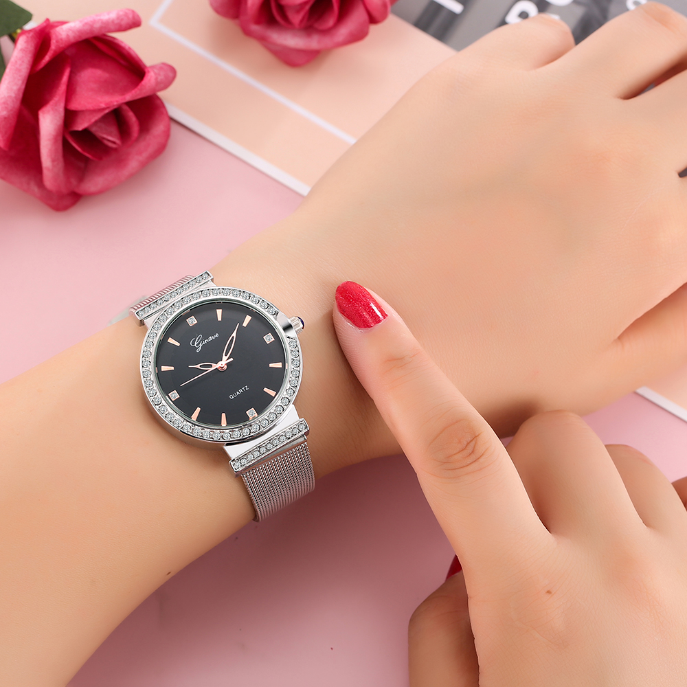Mode Damen Uhr Mesh Gürtel Eingelegte Diamanten Einfache Quarzuhr display picture 3