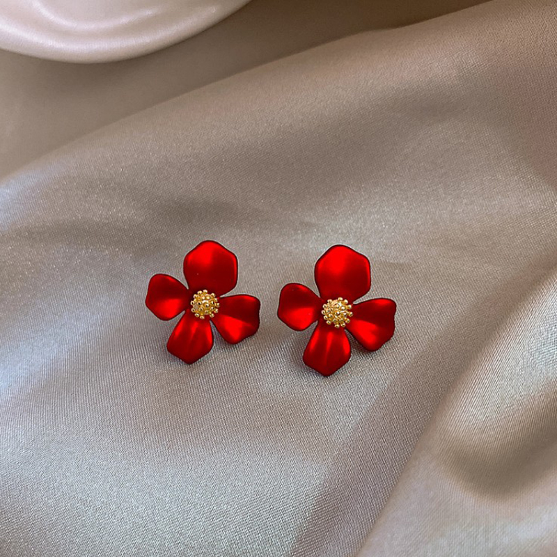 Fashion Red Petals Cute Small Four-petal Flower Alloy Stud Earrings display picture 6