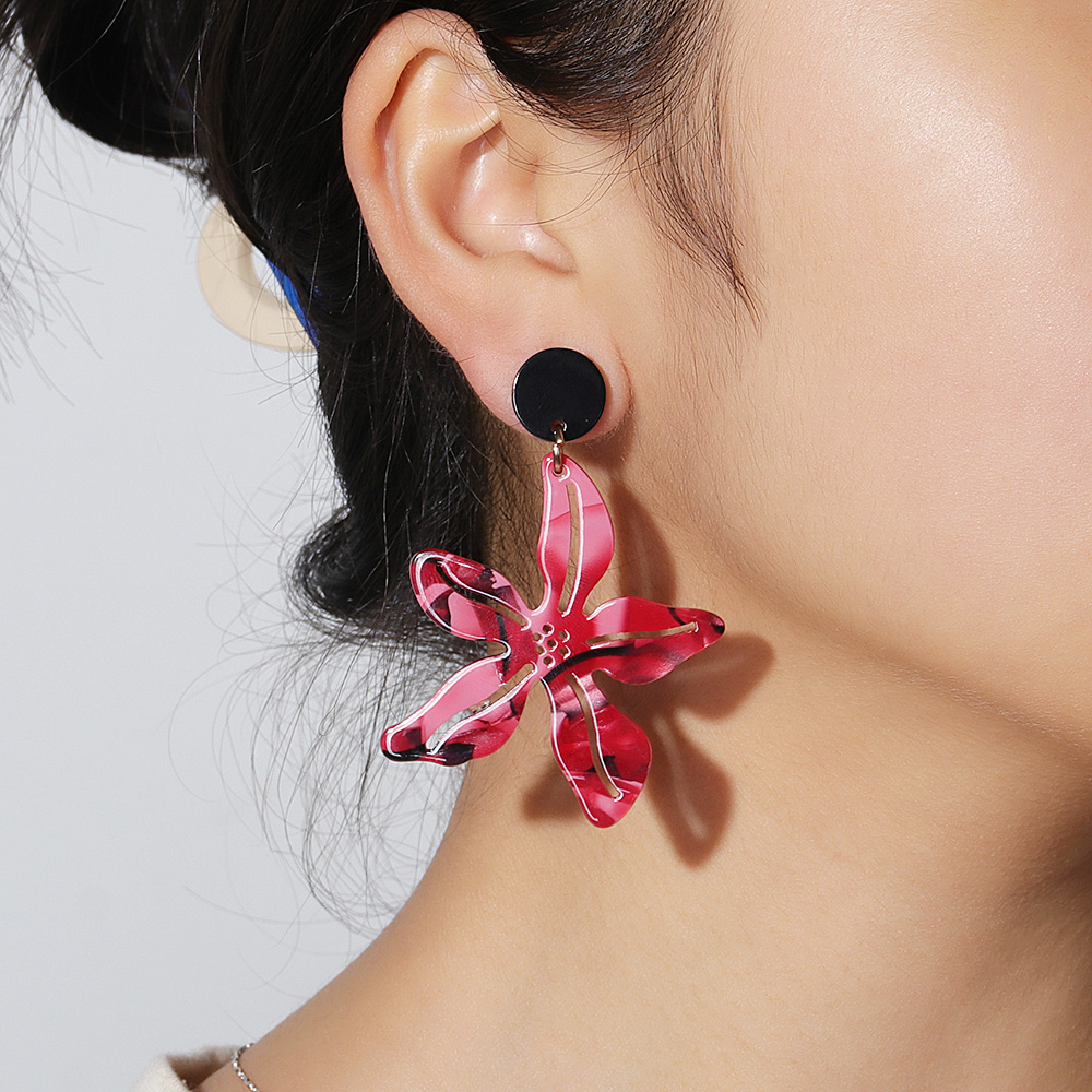 Fashion Jewelry Simple Retro Red Starfish Geometric Acrylic Earrings display picture 1