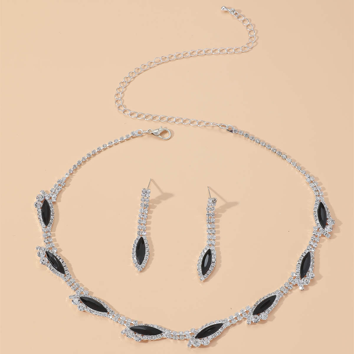 Conjunto De Pendientes De Collar De Gema De Cristal Negro De Diamante De Moda Para Mujer display picture 2