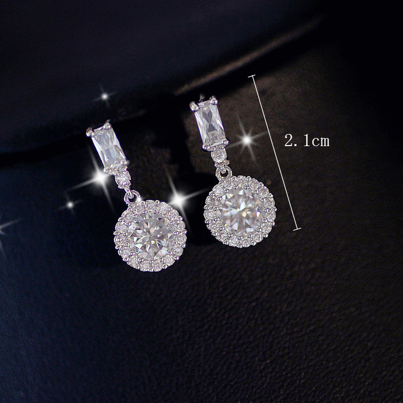 Mode Oreille Ornement Inlay Strass Ronde Cristal Zircon Boucles D'oreilles display picture 1