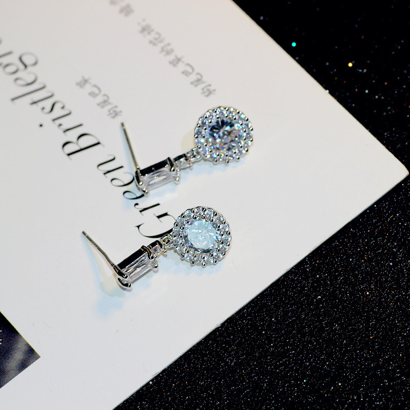Mode Oreille Ornement Inlay Strass Ronde Cristal Zircon Boucles D'oreilles display picture 6