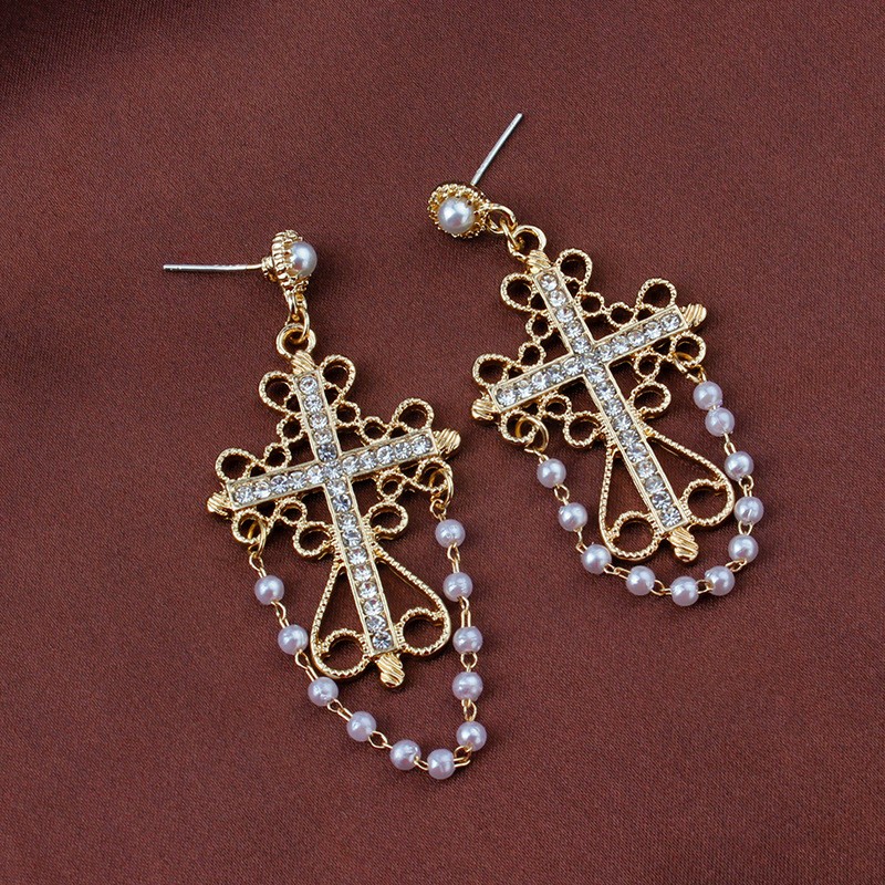 Fashion Vintage Diamond Cross Carved Tassel Alloy Earrings Pearl display picture 2