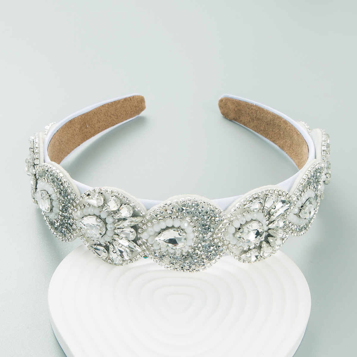 Fashion Retro Baroque Inlay Crystal Headband Hair Accessories display picture 12