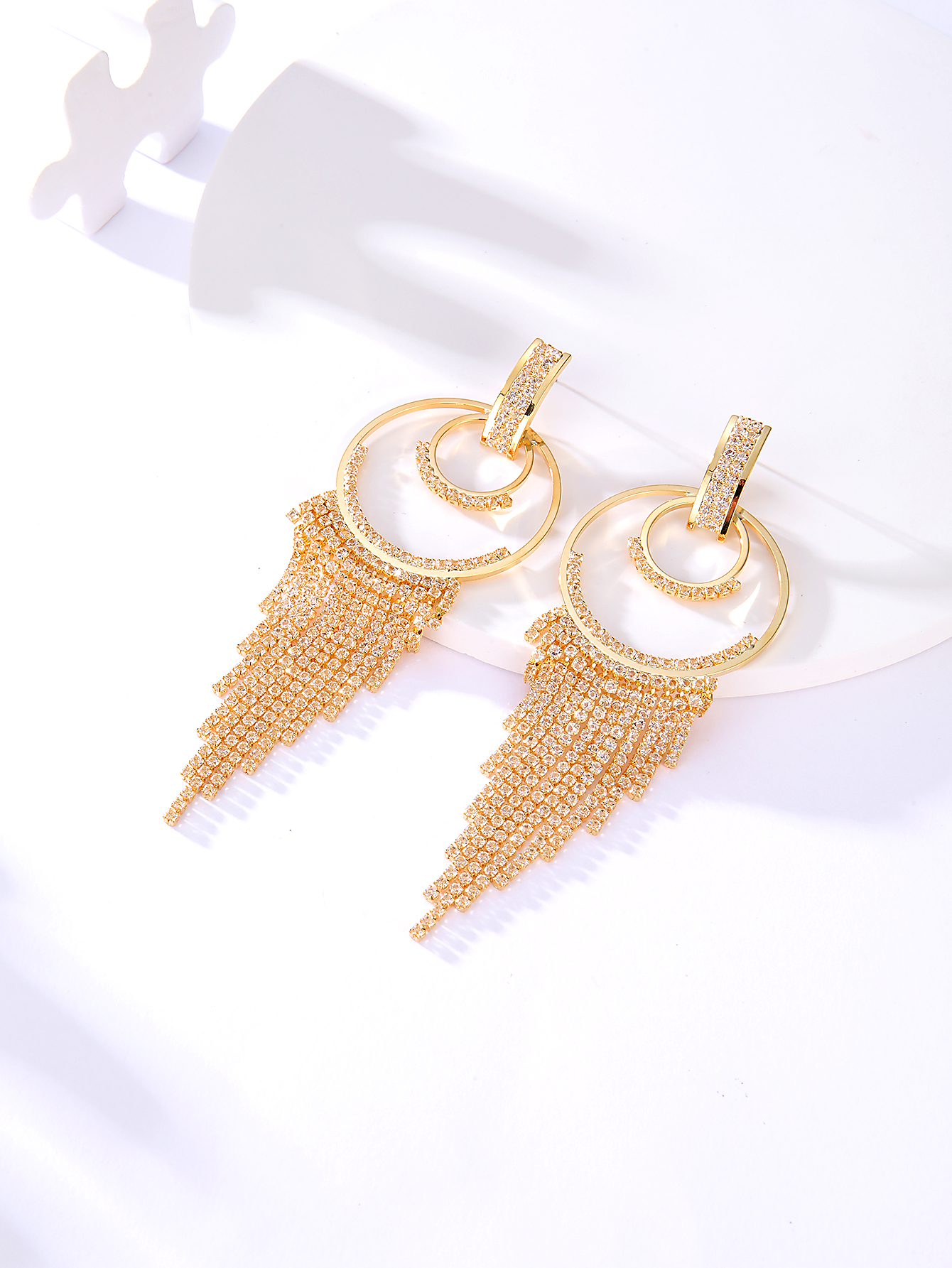 Fashion Long Tassel Round Electroplated 18k Rhinestone Copper Earrings Eardrops display picture 2