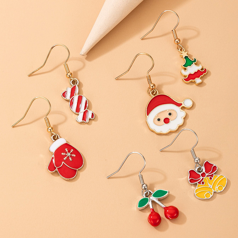 New Santa Claus Dripping Oil Asymmetric Christmas Tree Cartoon Earrings display picture 1
