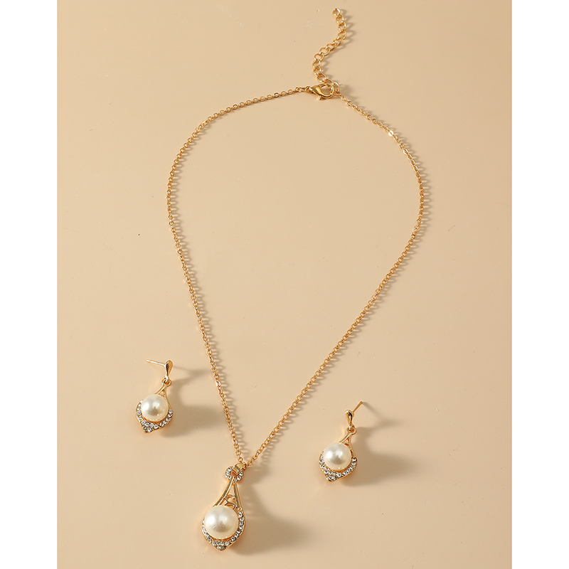 Fashion Inlay Rhinestone Set Pearl Diamond Set Necklace Ear Stud display picture 3
