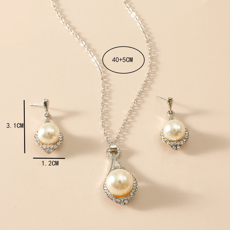 Fashion Inlay Rhinestone Set Pearl Diamond Set Necklace Ear Stud display picture 8