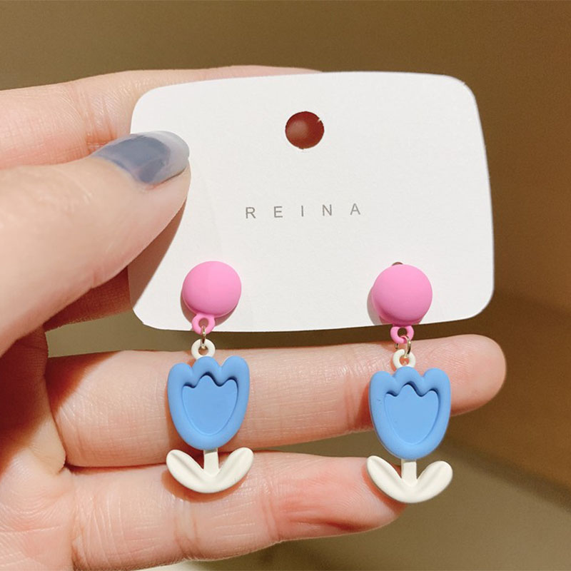 Fashion Cute Spring Tulip Shaped  New Studs Metal Earrings Women display picture 1