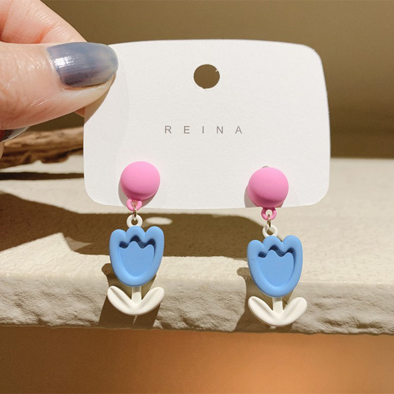 Fashion Cute Spring Tulip Shaped  New Studs Metal Earrings Women display picture 3