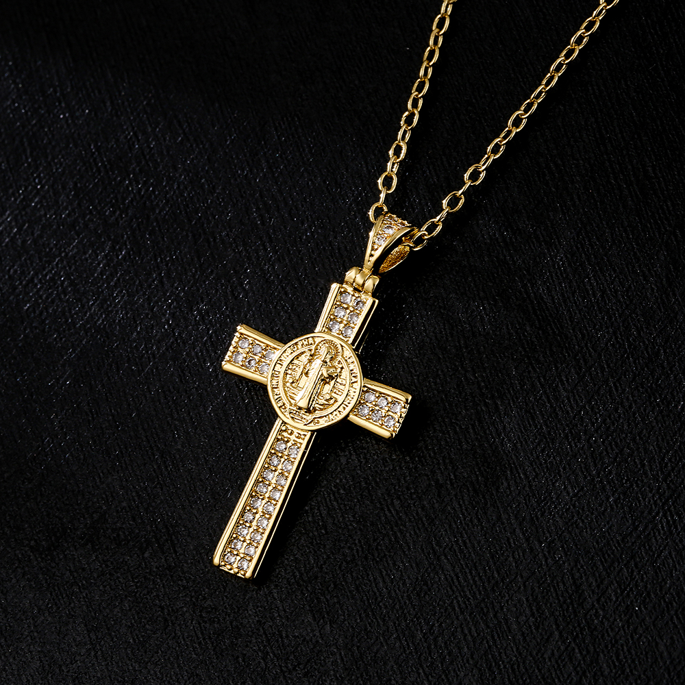 Fashion Copper 18k Gold Plating Zircon Cross Pendant Necklace display picture 1