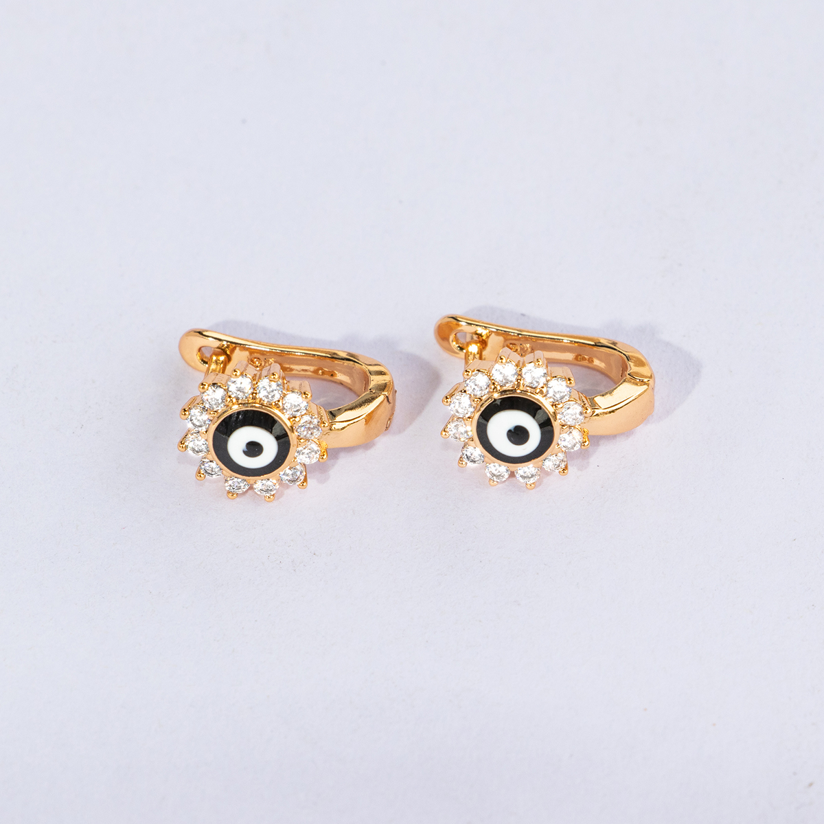 Fashion Simple Devil's Eye Plating 18k Gold Retro Inlaid Zircon Copper Earrings display picture 1