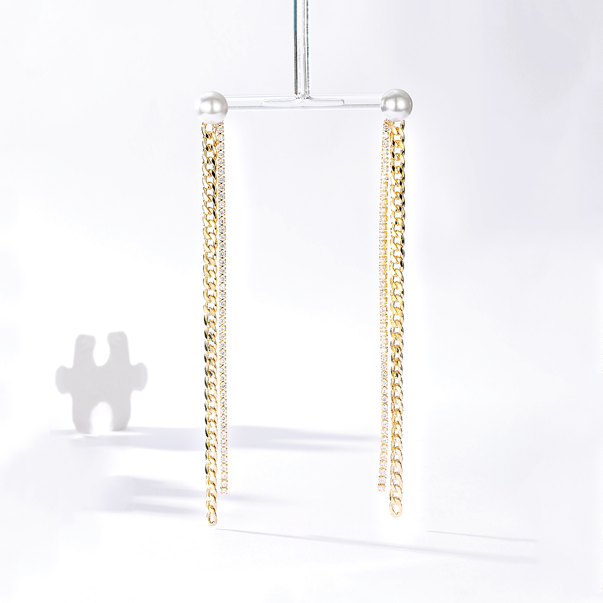 New Simple Copper Plating 18k Golden Long Tassel Inlay Rhinestone Earrings display picture 3