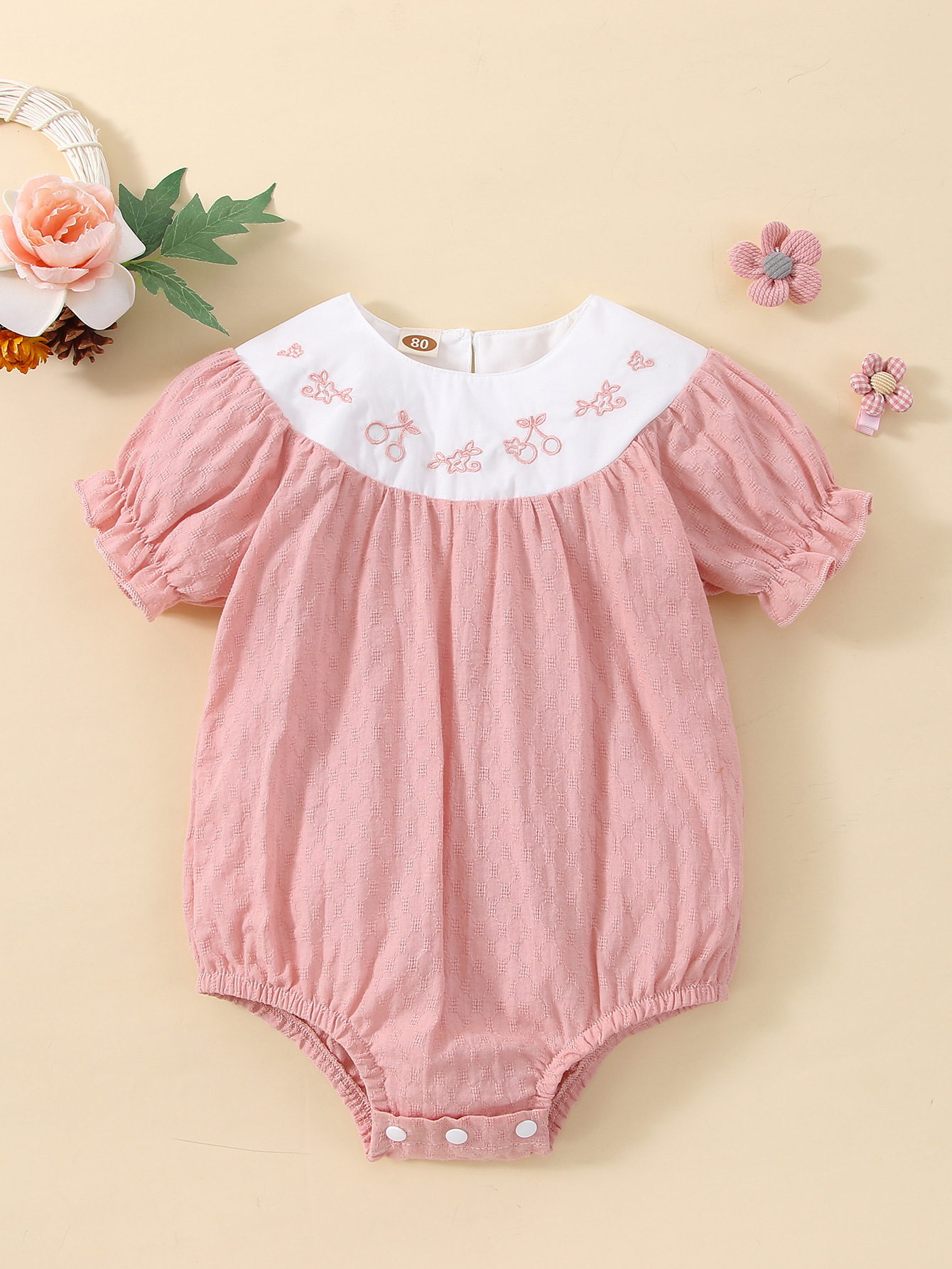 2022 Summer Children's Clothing Pink Embroidered Baby Triangle Jumpsuit Romper display picture 2