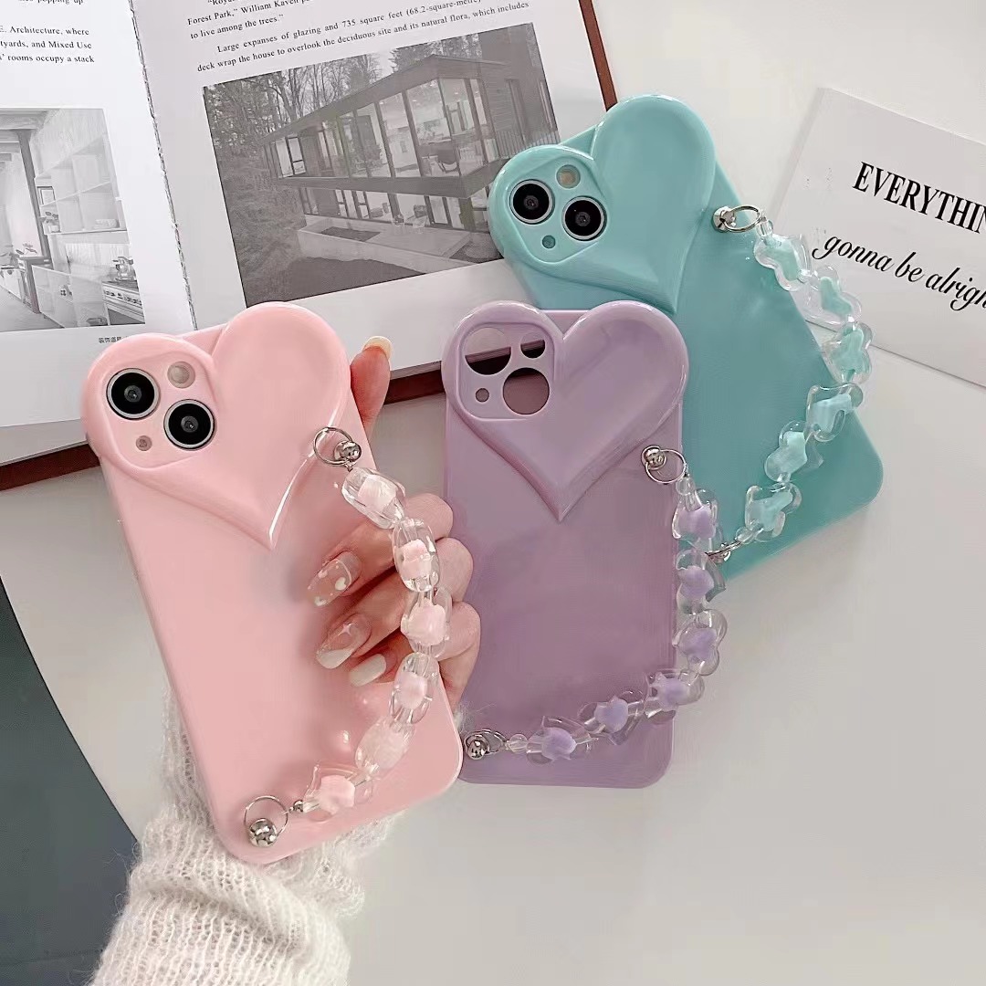 Fashion Solid Color Transparent Epoxy Heart Bracelet Iphone13 Phone Case display picture 3
