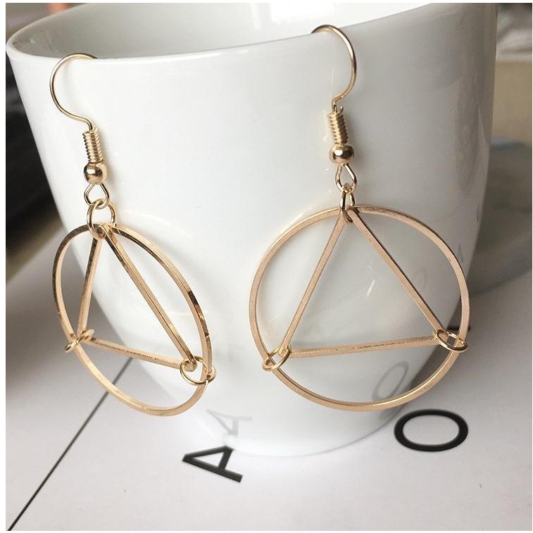 Fashion Simple Geometric Hollow Triangle Round Ring Earrings display picture 3