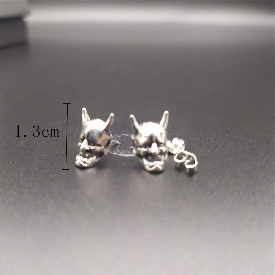 1 Set Classical Skull Plating Alloy No Inlaid Earrings display picture 4