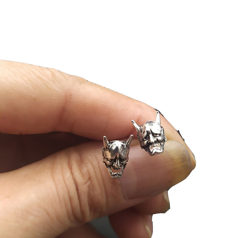 1 Set Classical Skull Plating Alloy No Inlaid Earrings display picture 5