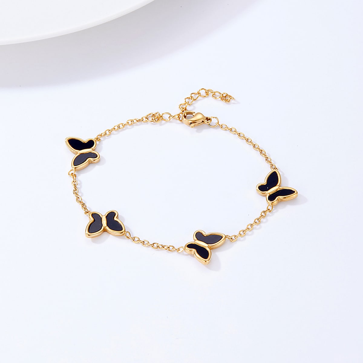 Fashion Butterfly 201 Stainless Steel 18K Gold Plated Shell Bracelets In Bulk display picture 1
