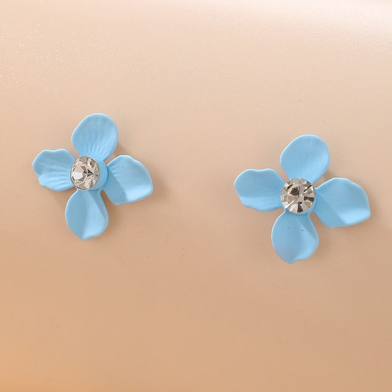 Nouveau Style Simple Bleu Peint Quatre Feuille Fleur Boucles D'oreilles display picture 2