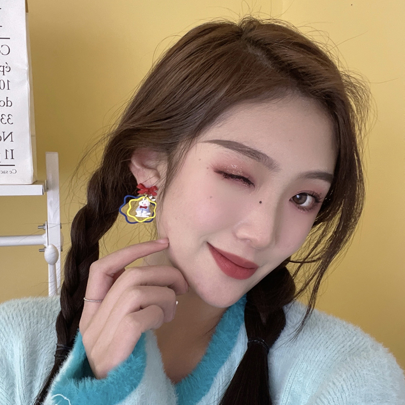 Fashion Cute Little Bunny Stud Earrings Cartoon Contrast Color Geometric Earrings display picture 2