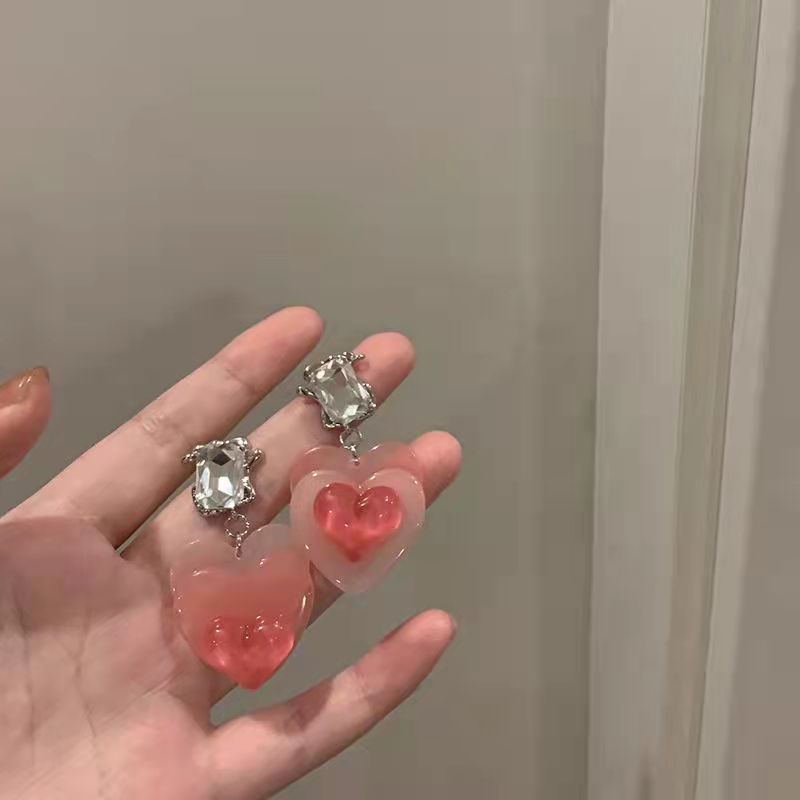 Mignon Gradient Rose Gelée Coeur Trois-dimensions Boucles D'oreilles Pour Les Femmes display picture 2