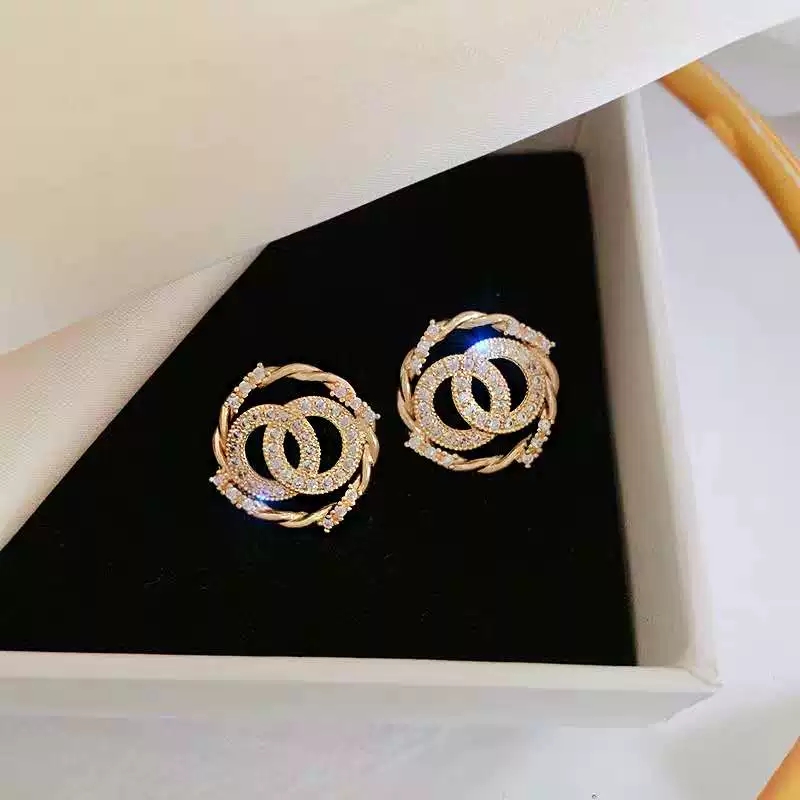 New Summer Golden Round Ring Rhinestone Inlaid Women's Earrings display picture 1