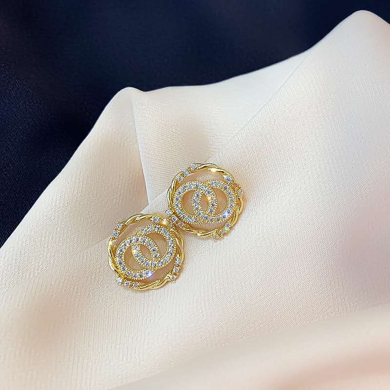 New Summer Golden Round Ring Rhinestone Inlaid Women's Earrings display picture 4