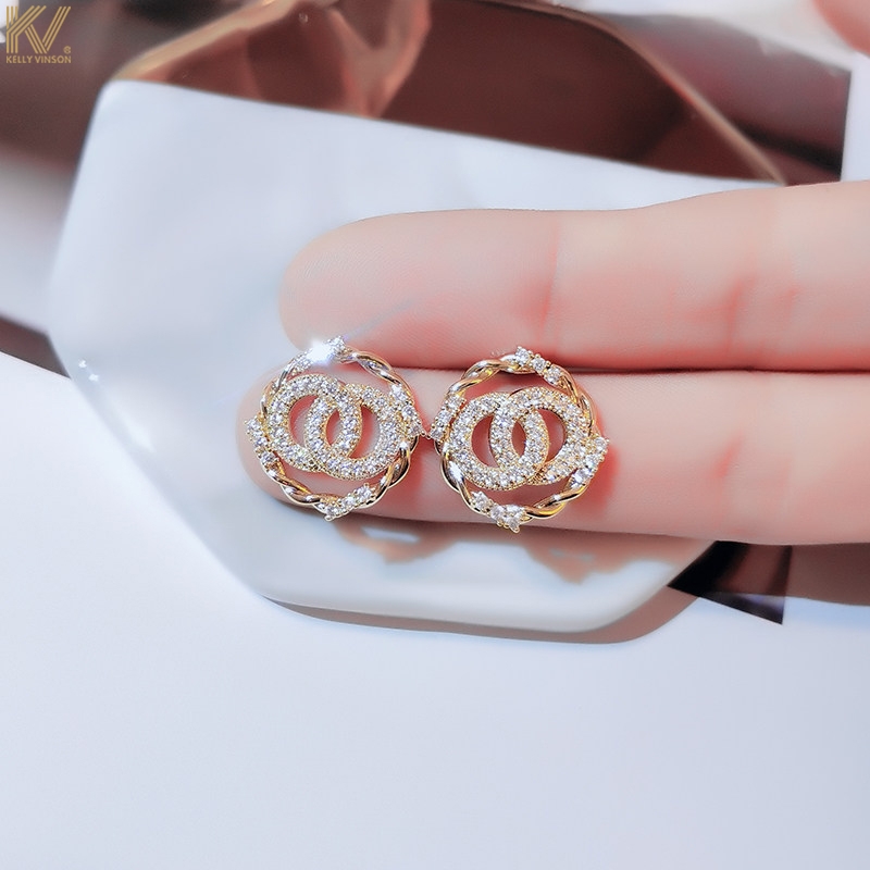 New Summer Golden Round Ring Rhinestone Inlaid Women's Earrings display picture 5
