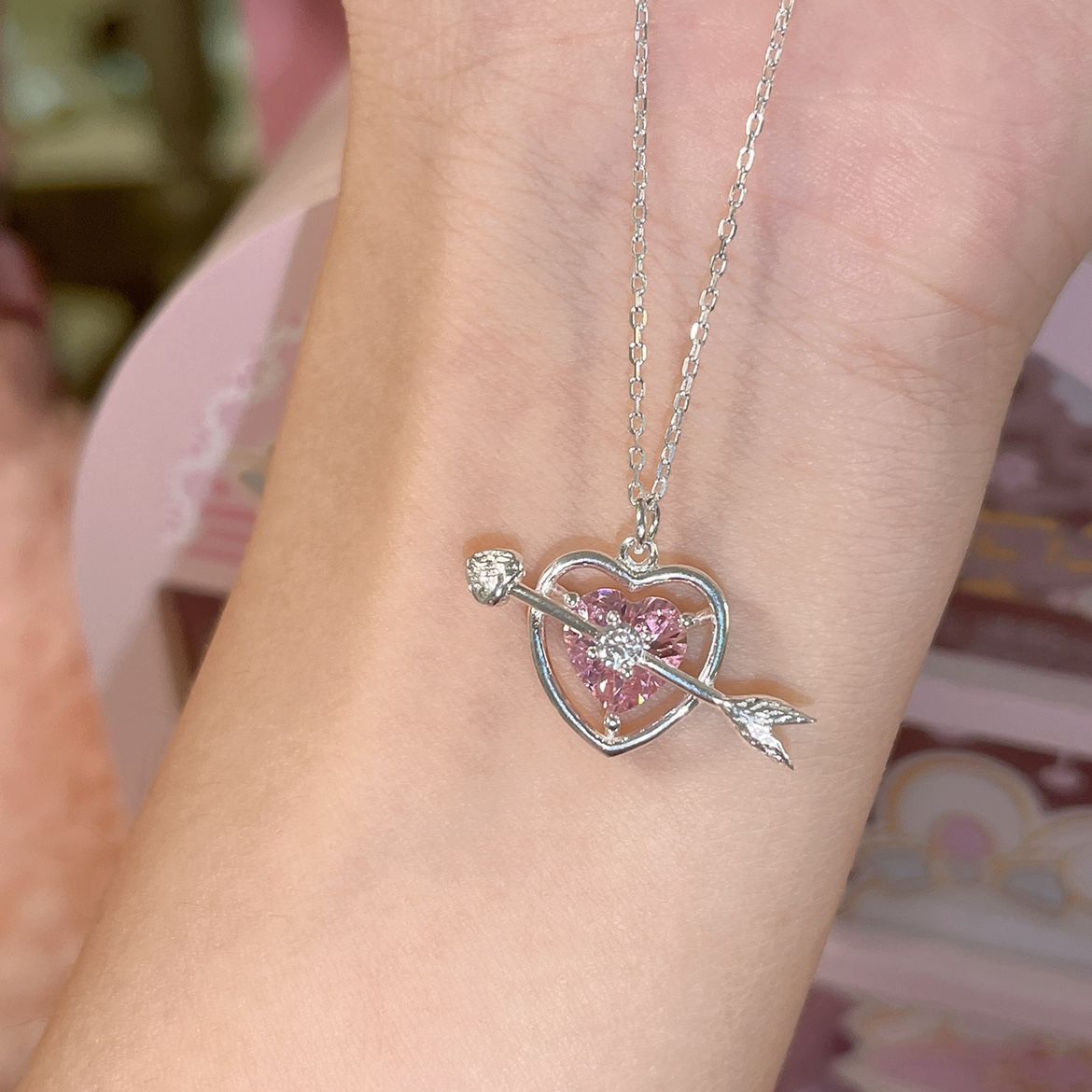 Creative Simple Hollow Heart-piercing Pink Diamond Pendant Necklace Bracelet display picture 5