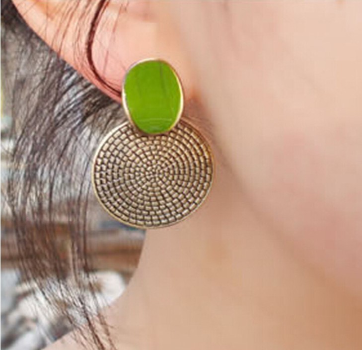 Fashion Ethnic Retro Oil Dripping Annual Ring Carved Alloy Ear Studs display picture 1