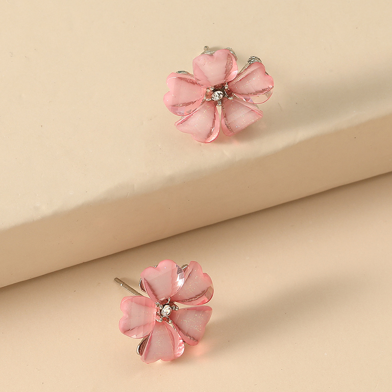 Fashion Five Petal Pink Black Flower Shaped Cute Stud Earrings display picture 2