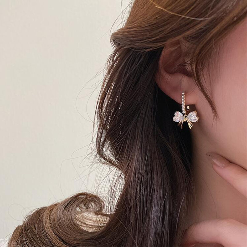 Fashion Bow Inlay Pearl Zircon New Alloy Earrings display picture 5