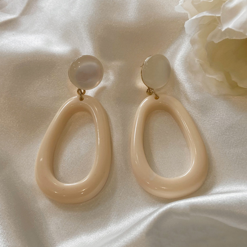 Women's Simple Style Geometric Sterling Silver Ear Clip Ear Studs Inlay Opal Earrings display picture 2