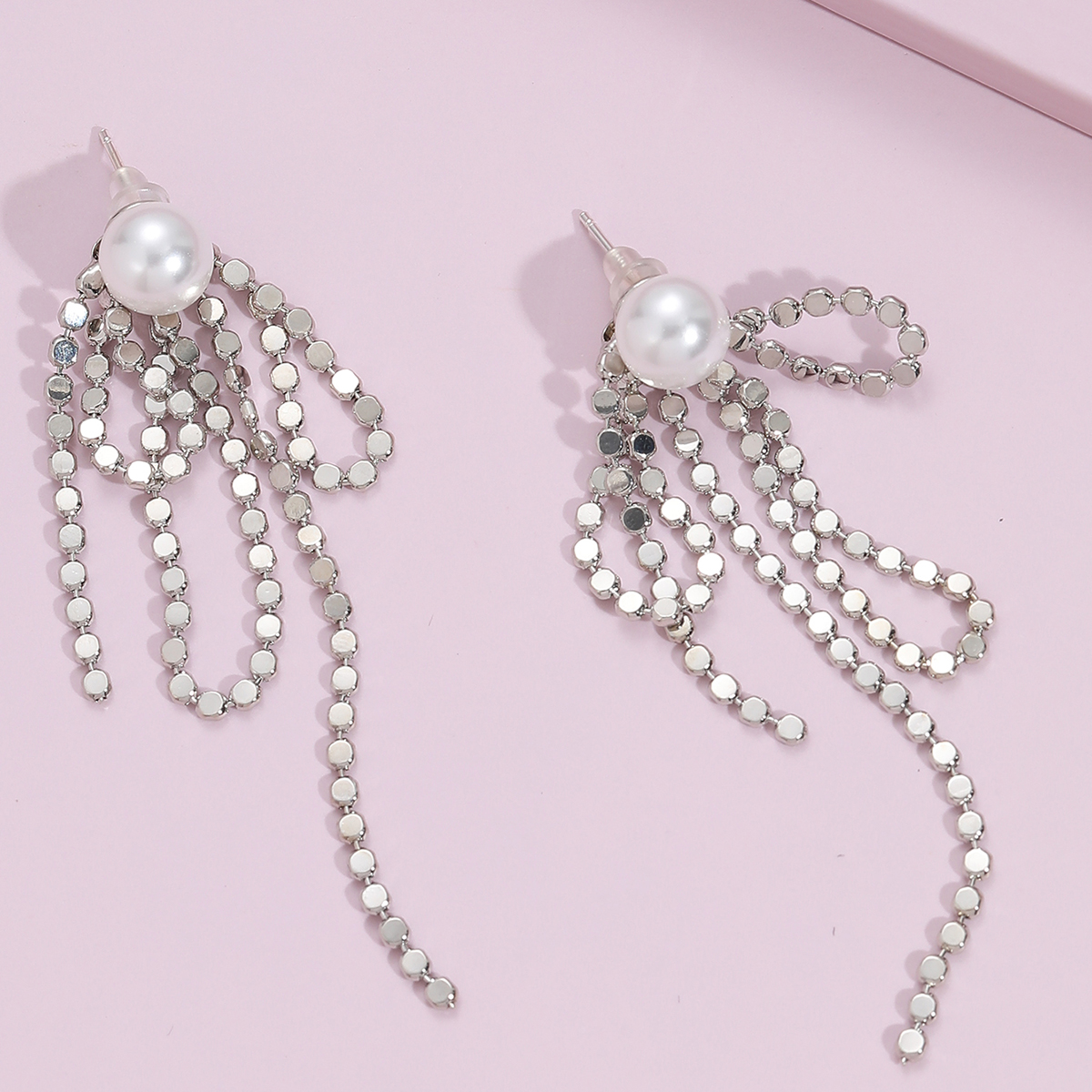 Fashion Geometric Tassel Alloy Splicing Pearl Earrings display picture 1