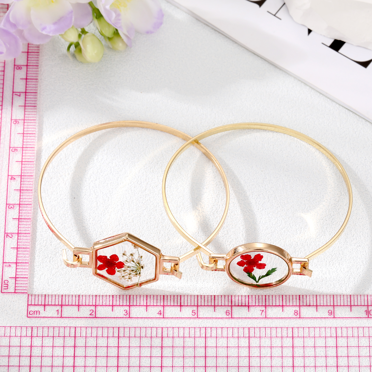 Simple Style Flowers Alloy Plating Resin Bangle display picture 5
