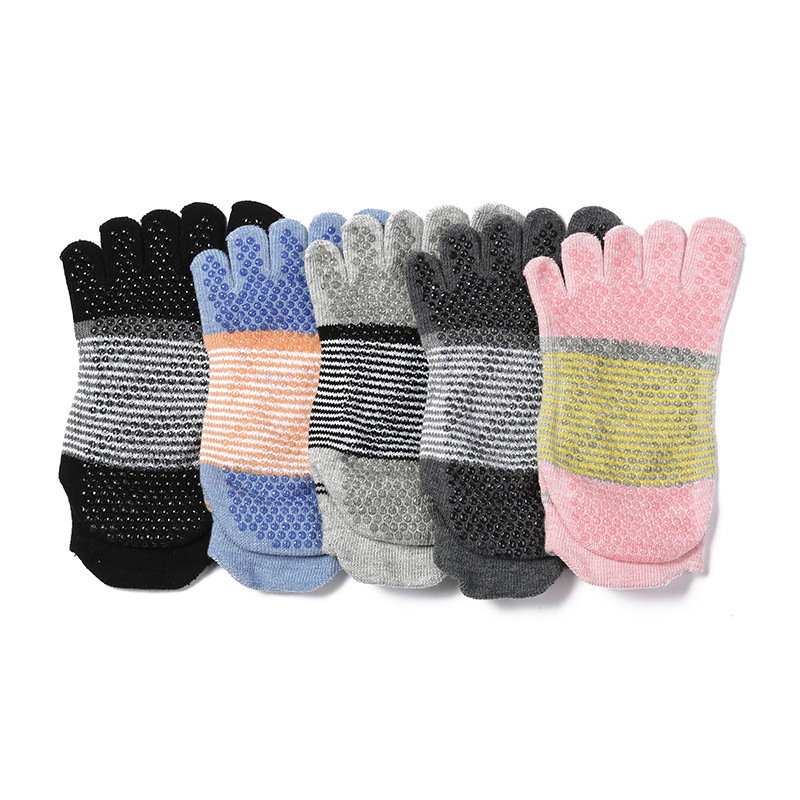 Women's Sports Stripe Cotton Blend Split Toe Hollow Out Socks display picture 2