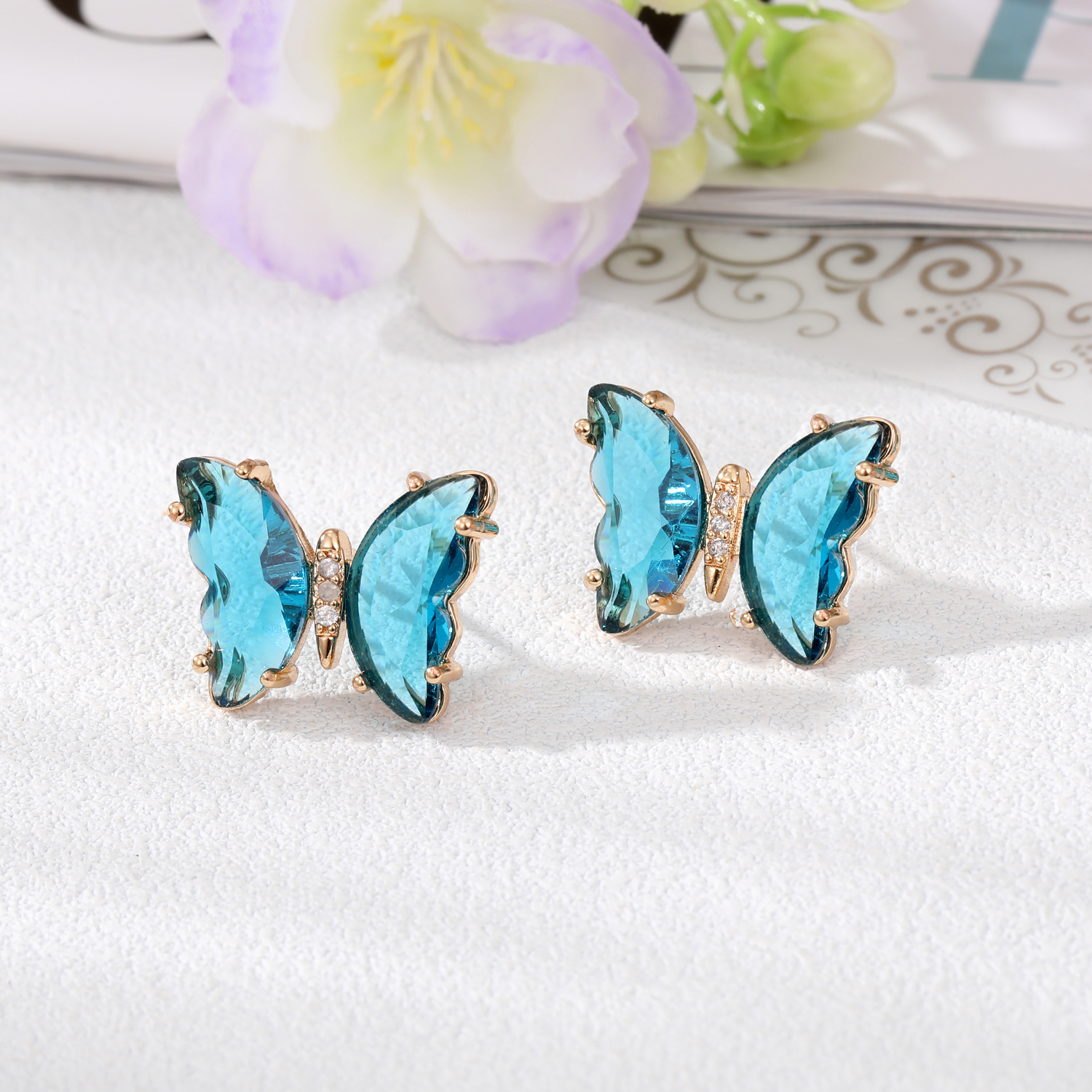 Women's Simple Style Butterfly Alloy Ear Studs Inlaid Crystal Crystal Earrings display picture 3