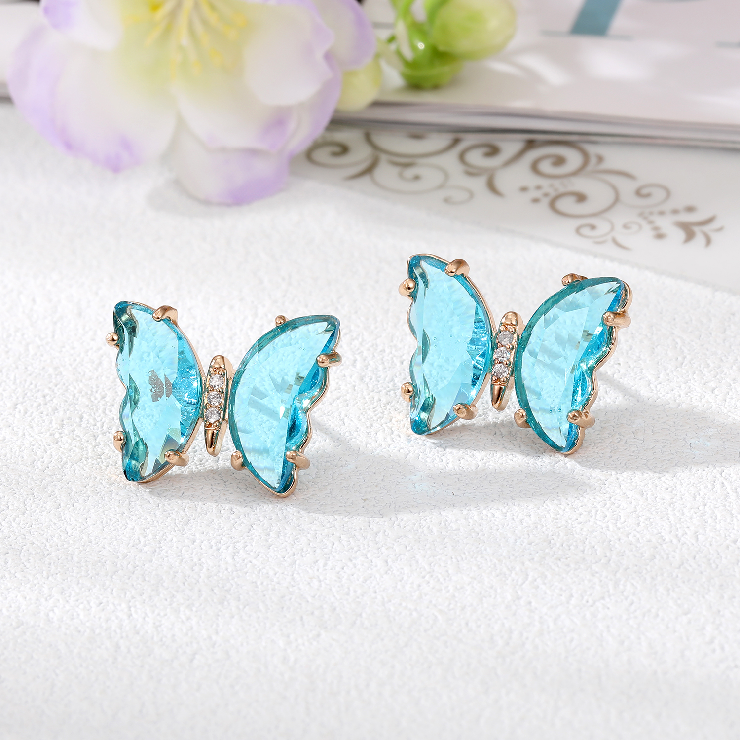 Women's Simple Style Butterfly Alloy Ear Studs Inlaid Crystal Crystal Earrings display picture 4