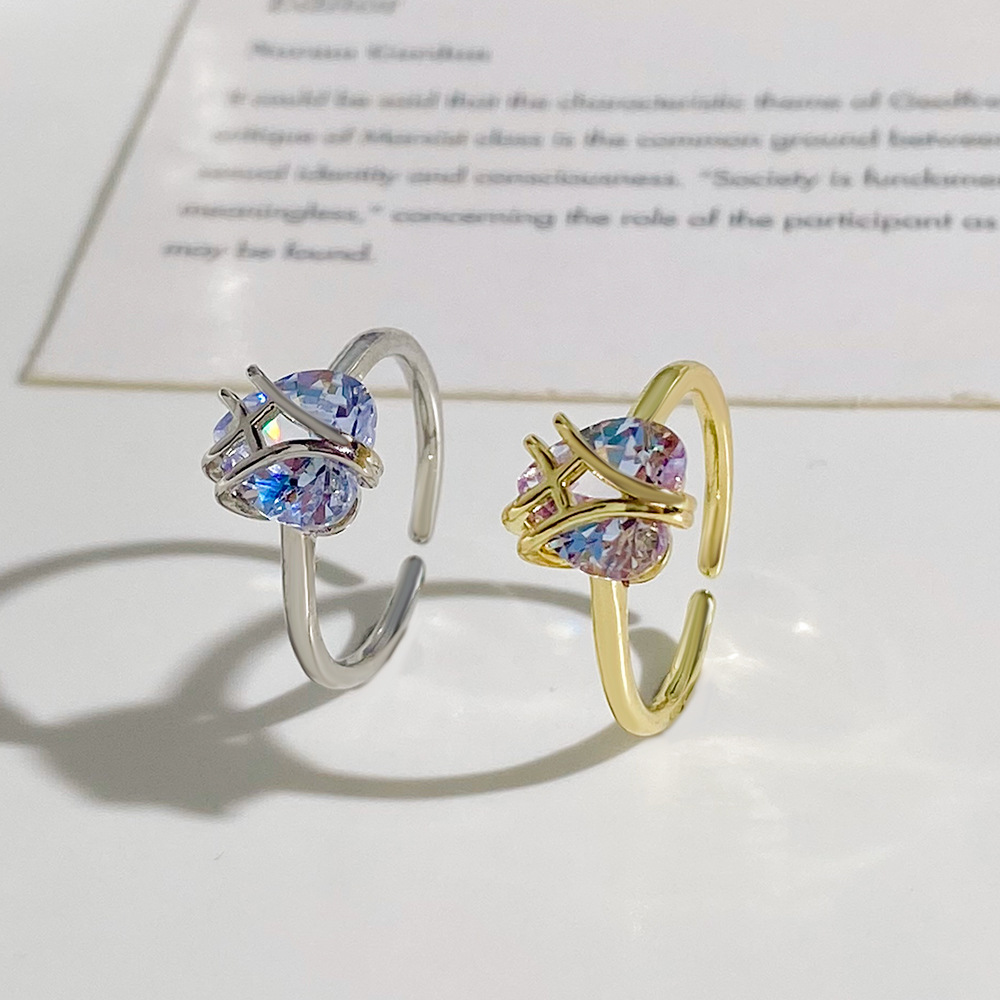 Women's Luxurious Heart Copper Zircon Ring Inlay display picture 4