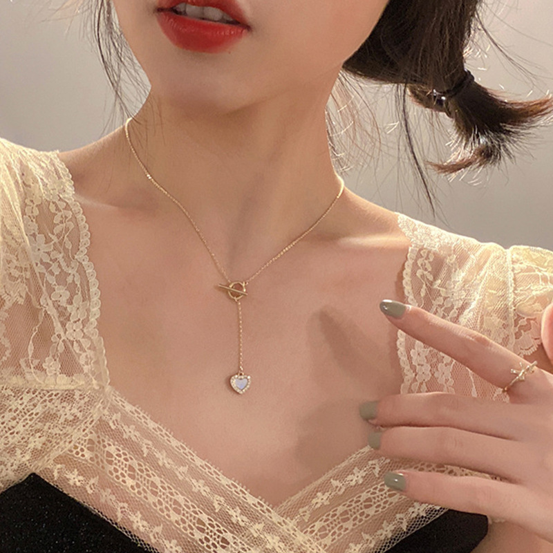Acero Titanio Moda Embutido Corazón Diamante Artificial Collar display picture 3
