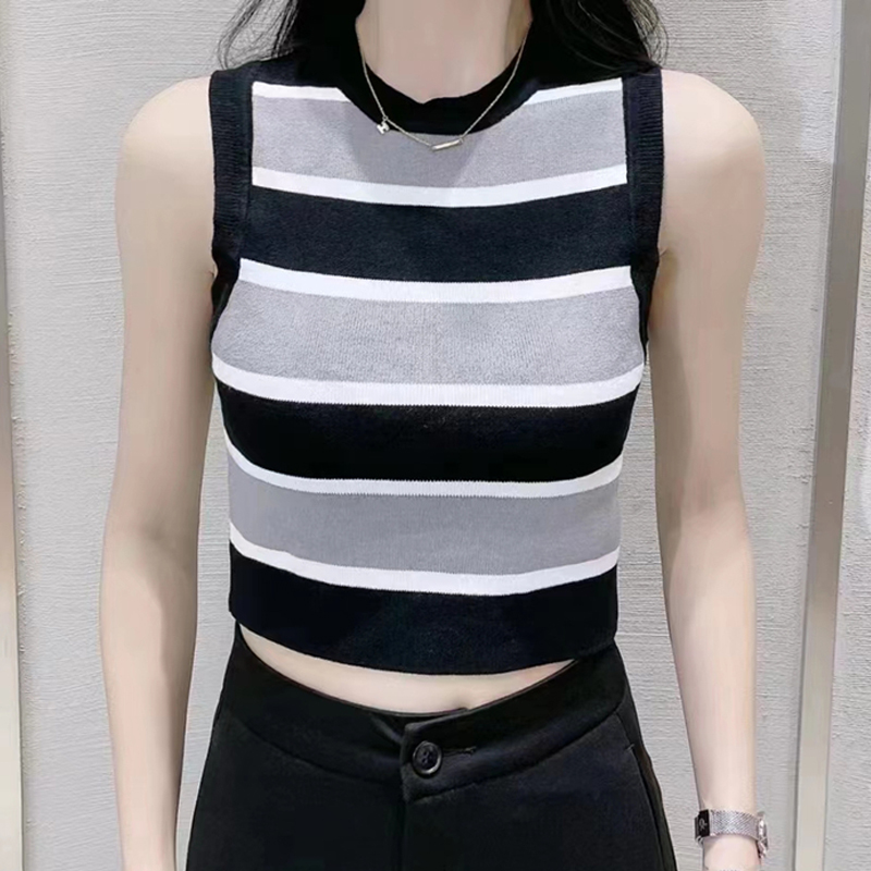 Fashion Stripe Knitted Fabric Round Neck Wrap Crop Top T-shirts display picture 2