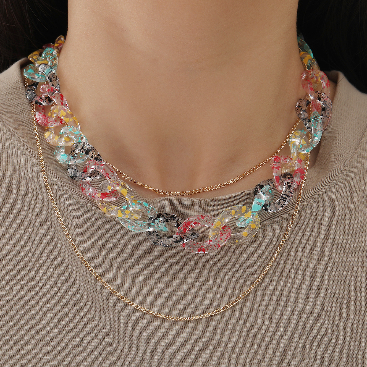 Women's Fashion Geometric Synthetic Resin Necklace Chain Necklaces display picture 2