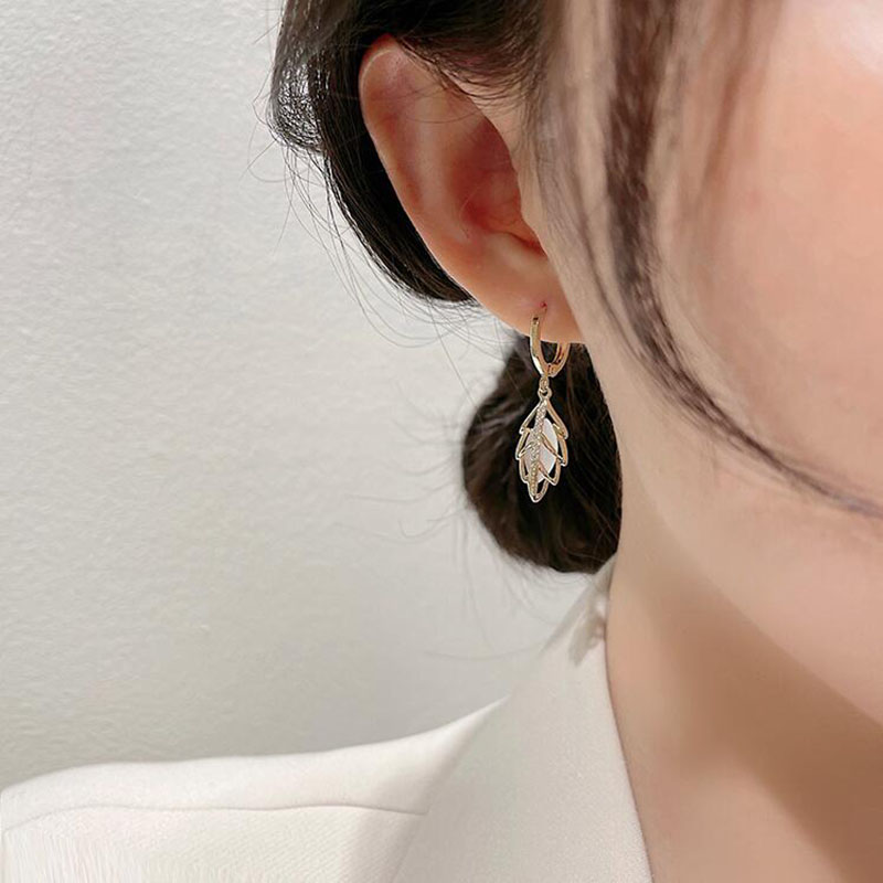 Women's Fashion Leaves Brass Earrings Plating Rhinestone Opal Earrings display picture 4