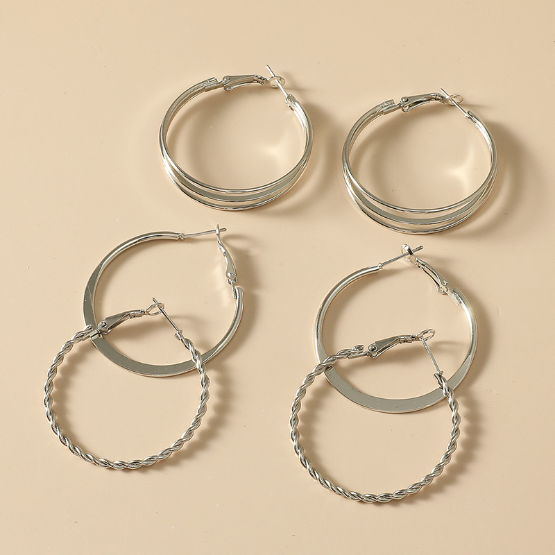 Exaggerated Round Metal Plating No Inlaid Hoop Earrings display picture 5