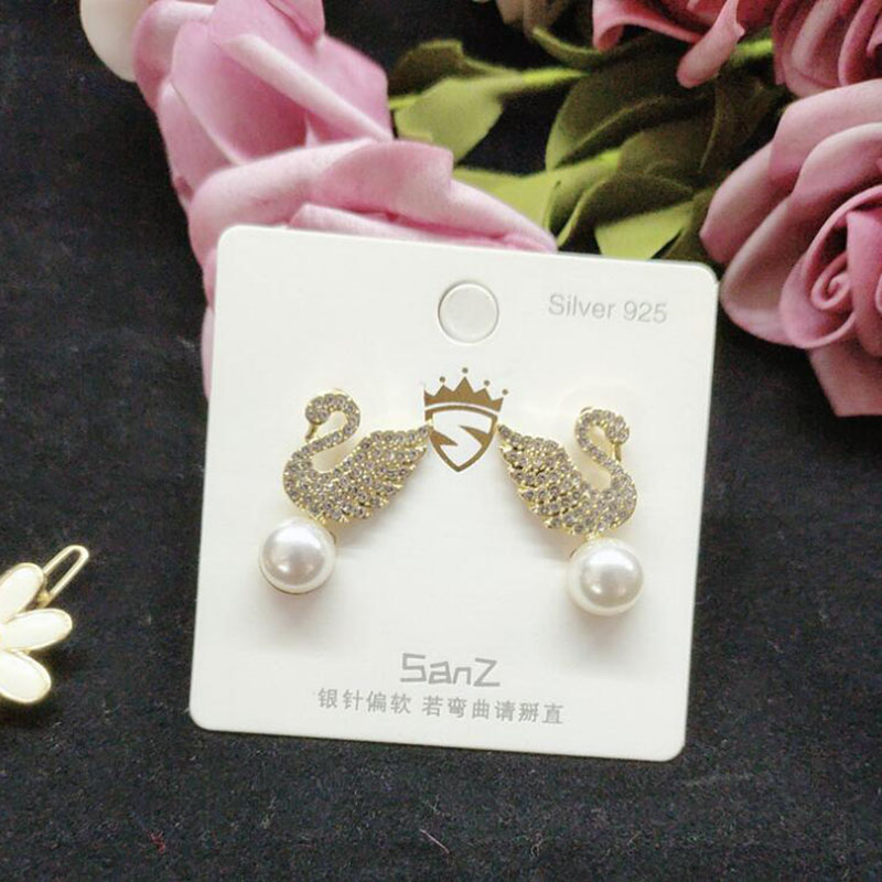 Women's Fashion Swan Alloy Ear Studs Plating Artificial Pearls Rhinestone Earrings display picture 4