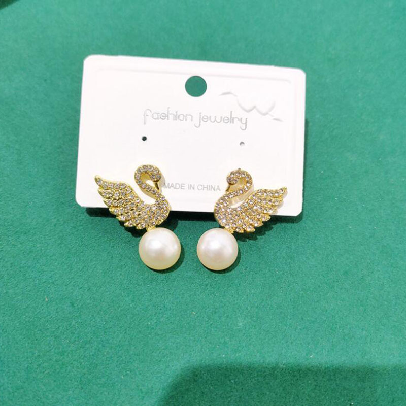 Women's Fashion Swan Alloy Ear Studs Plating Artificial Pearls Rhinestone Earrings display picture 7